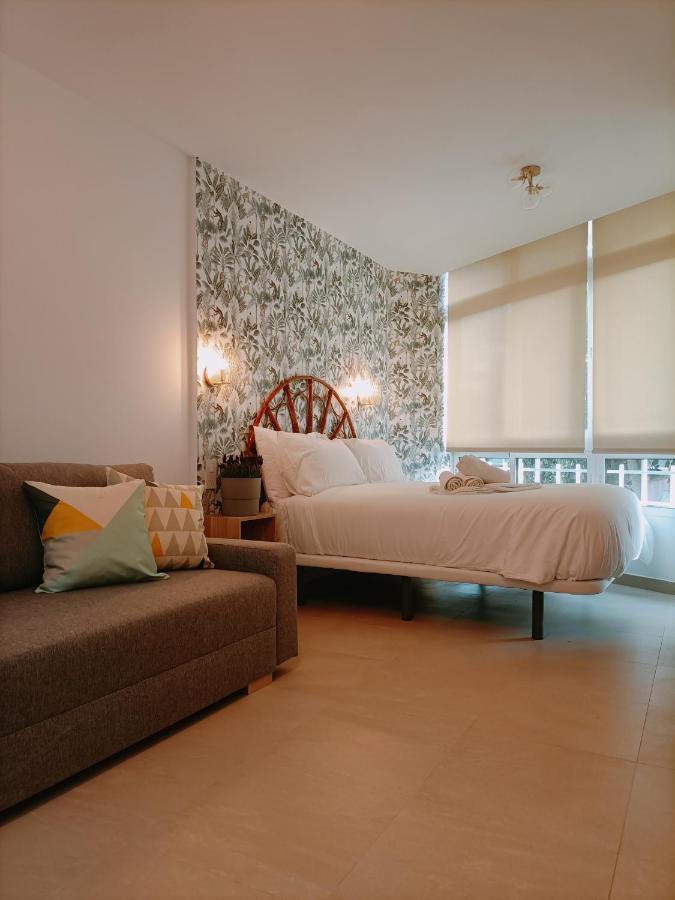 Апартаменты Joan Miro Luxury Торремолинос Экстерьер фото
